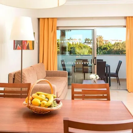 Alfagar Hotel apartamentowy 4*