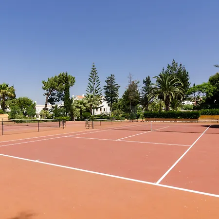 Hotel apartamentowy Alfagar 4*